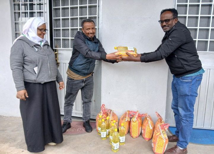 Food material support for the community at Akaki